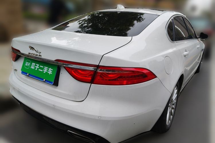 Used Jaguar XFL 2017 XFL 2.0T 200PS Windflower Edition
