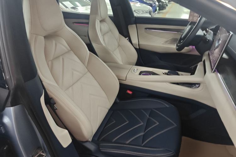 Used Zeekr 001 2023 WE Edition 100 kWh