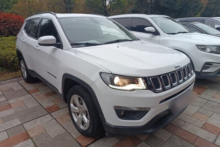 Used Jeep Compass 2019 220T Automatic Family Edition
