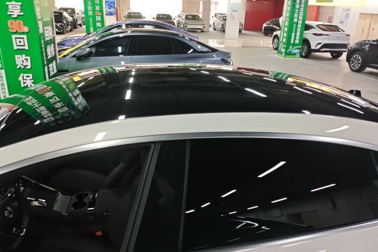 Used Denza Z9 2024 1100 km Four-Wheel Drive Max Version Roof