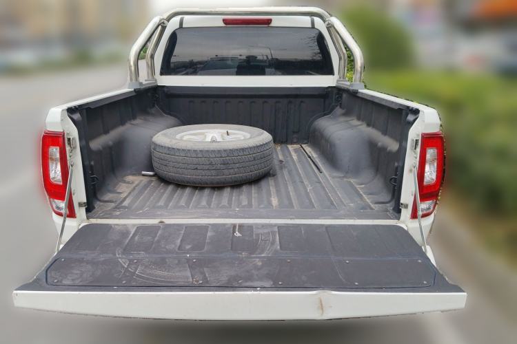 Used Great Wall Wingle 6 2017 2.4L Gasoline Two-Wheel Drive Elite Version 4G69