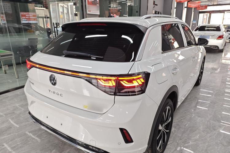 Used Volkswagen T-ROC 2024 300TSI DSG Two-Wheel-Drive Chen Guang Edition

