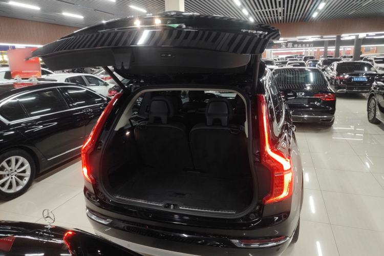 Used Volvo XC90 2018 T6 Zhiya Edition 7-seater Trunk