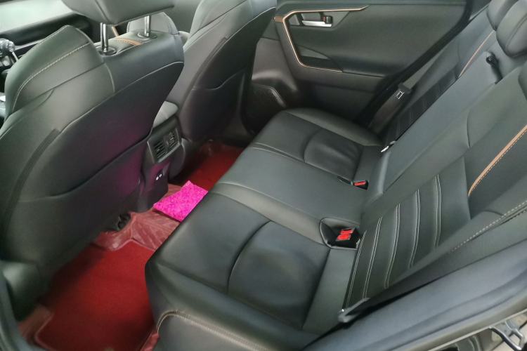 Used Toyota Wildlander 2024 2.0L CVT Two-Wheel Drive Luxury PLUS Edition Left Rear Seat