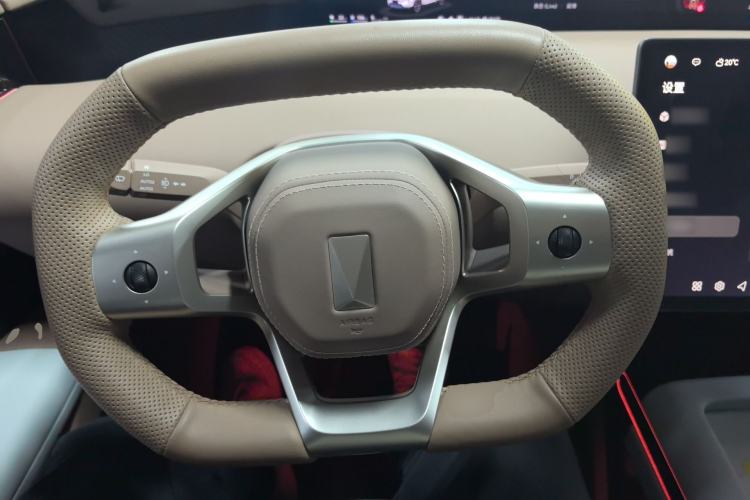 Used Avatr 07 2024 Max Extended-Range Edition Steering Wheel