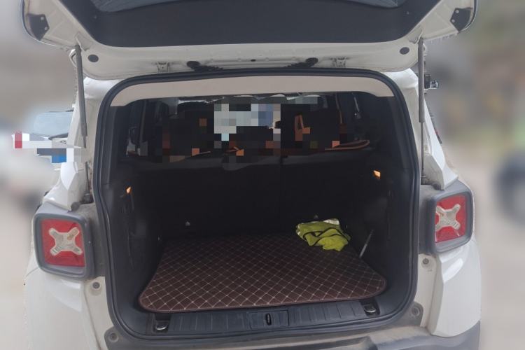 Used Jeep Renegade 2017 180T Automatic High-Energy Version