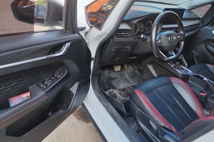 Used Geely Auto Vision X3 2021 PRO 1.5L CVT Deluxe Model
