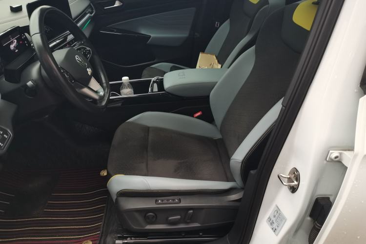 Used Volkswagen ID.4 X 2021 Pro Smart Long-Range Edition