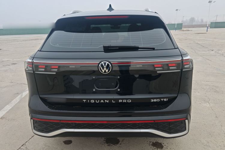 Used Volkswagen Tiguan L 2025 PRO 380TSI Two-Wheel-Drive R-Line Smart Edition