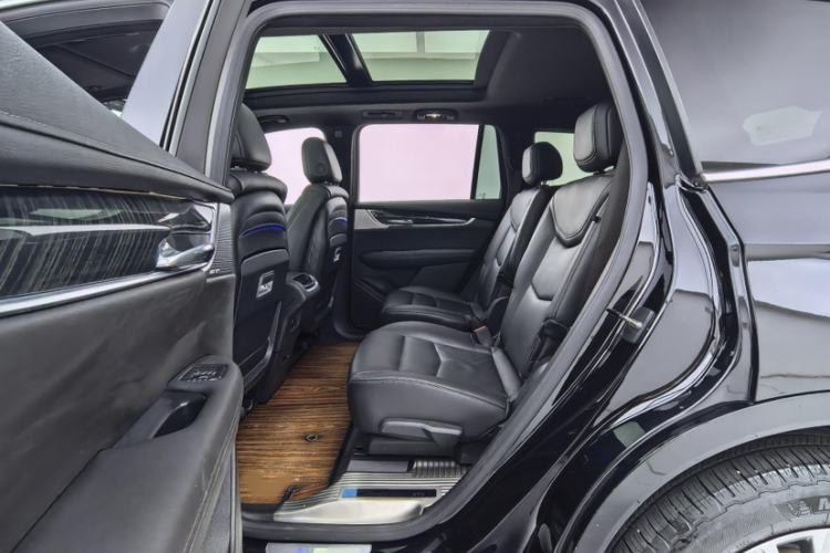 Used Cadillac XT6 2021 2.0T Six-Seater Four-Wheel-Drive Luxury Version