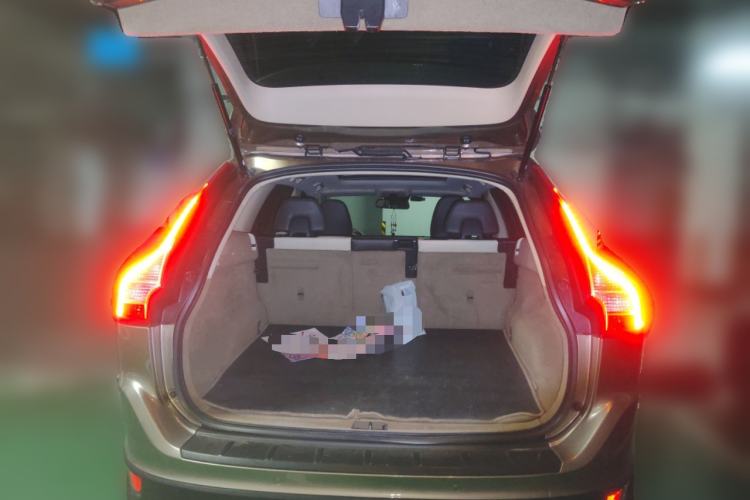 Used Volvo XC60 2012 T5 Zhiya Edition
