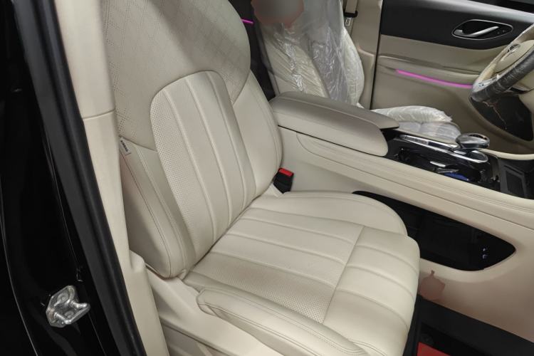 Used VOYAH Dream 2024 PHEV Extended-Range Premium Edition
