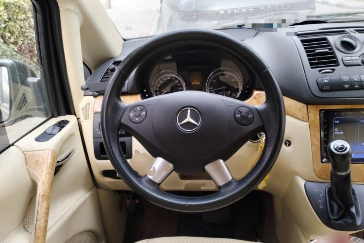 Used Mercedes-Benz Viano 2013 3.0L Hospitality Edition