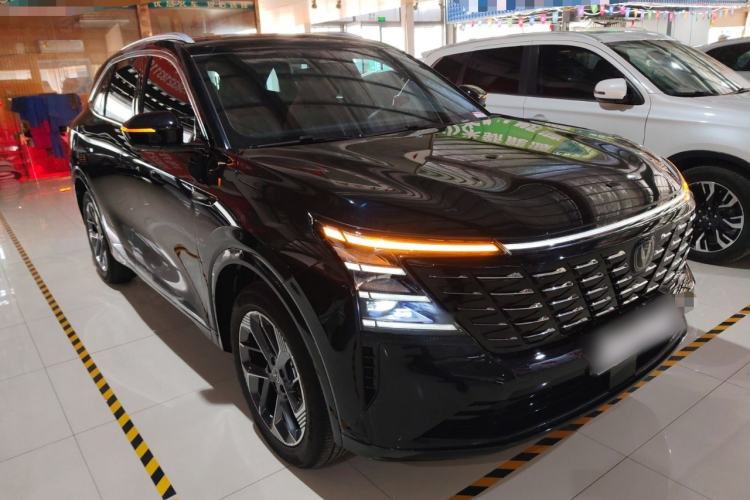 Used CHANGAN CS75 PLUS 2025 4th Generation 1.5T New Blue Whale Smart Luxury Edition
