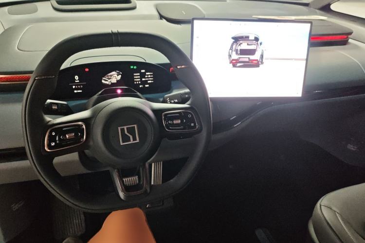 Used Zeekr MIX 2025 Intelligent Driving Version Center Console