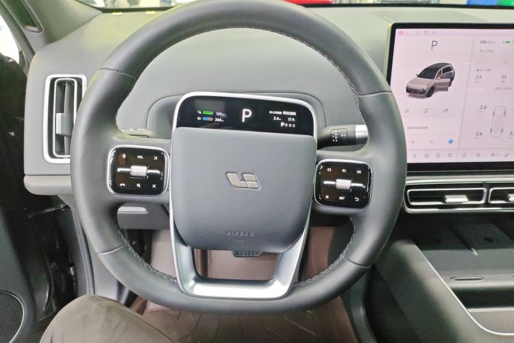 Used Li Auto L8 2023 Pro Model
