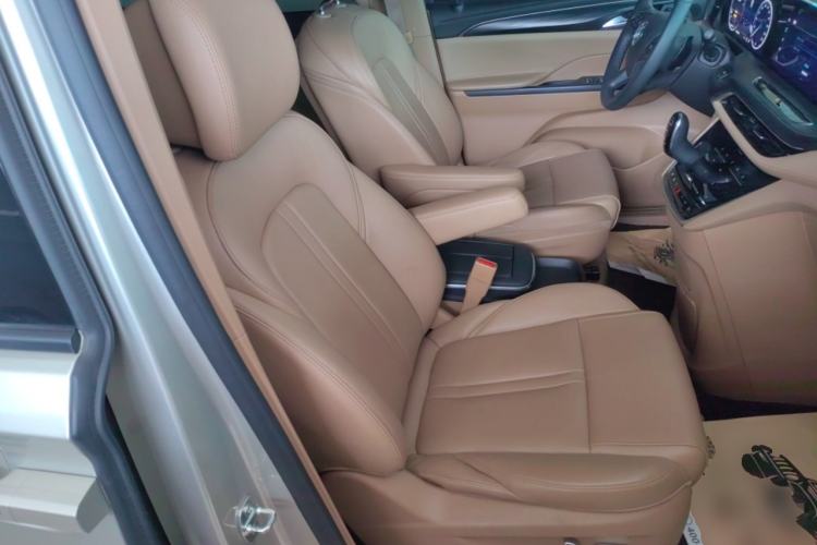 Used Buick GL8 2020 ES Land Cruiser 653T Luxury Edition