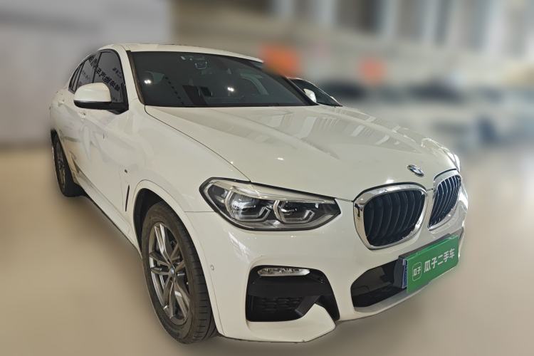 Used BMW X4 2019 xDrive25i M Sport Package Front Right 45 Deg
