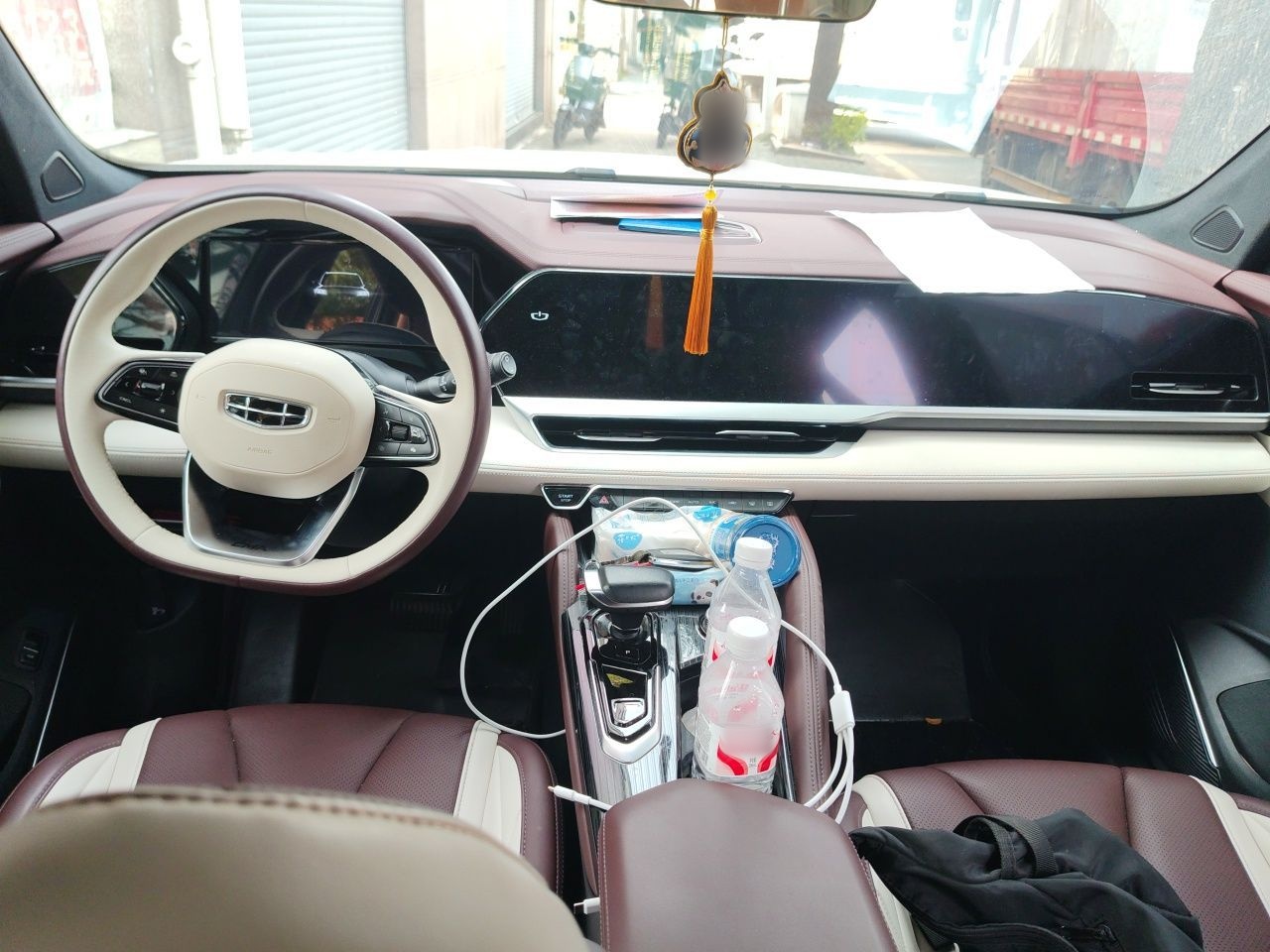 Geely Auto Monjaro L 2021 2.0TD DCT EVO Two-Wheel Drive Prestige Version — снимка 9