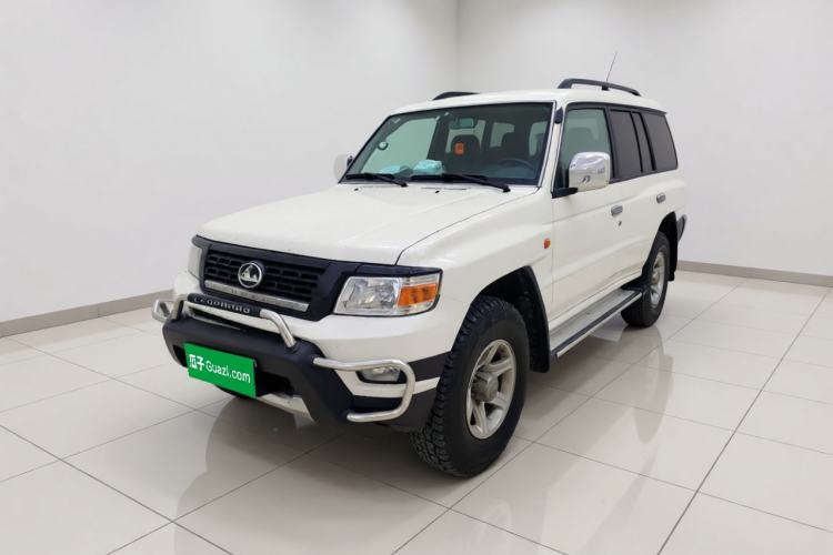 Used Leopaard Q6 2015 2.4L Manual 4x4 Excellence Edition Guazi used car, China used car export, Used car for sale, Used  cars, Cheapest cars for sale