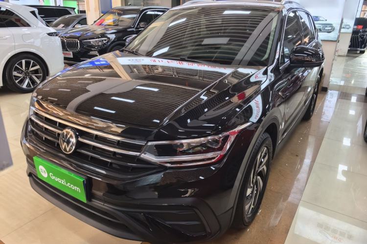 Used Volkswagen Tiguan L 2025 Model, Outstanding Version, 300TSI Automatic Two-Wheel Drive Longteng Edition