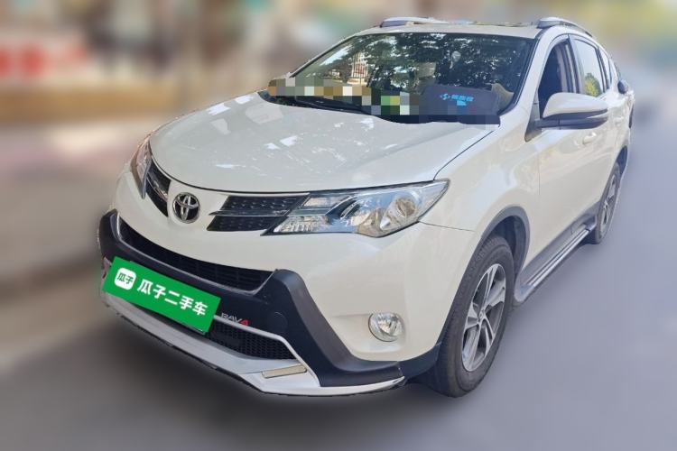 Used Toyota RAV4 2015 2.0L CVT Two-Wheel Drive Fashion Edition