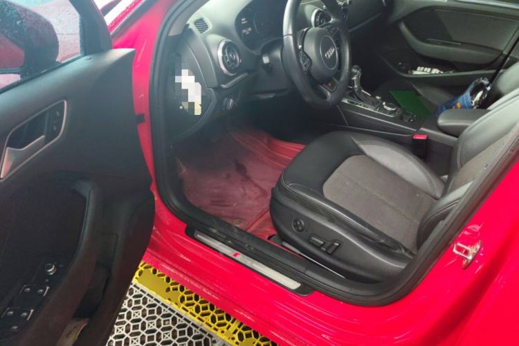 Used Audi A3 2014 Sportback 40 TFSI S line Comfort Model Driver Seat