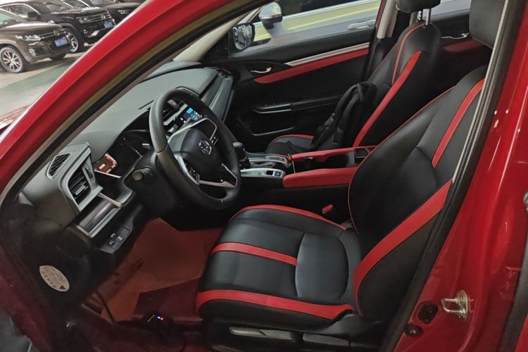 Used Honda Civic 2019 220TURBO CVT Dynamic Edition China VI Emission Standard Left Front Seat