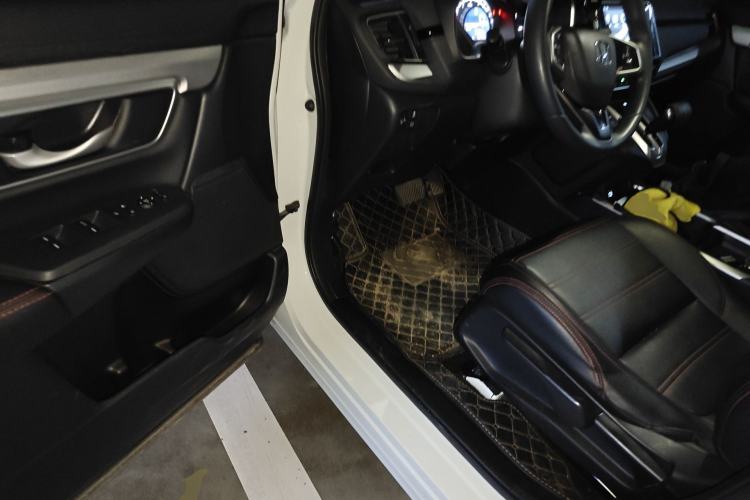 Used Honda CR-V 2021 240TURBO CVT 2WD Comfort Version Driver Seat