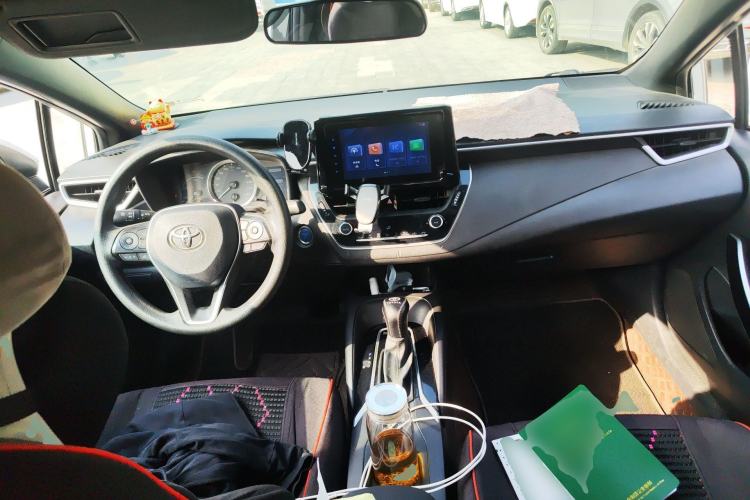 Used Toyota Levin 2022 Dual-Motor 1.8H E-CVT Leading Edition Center Console