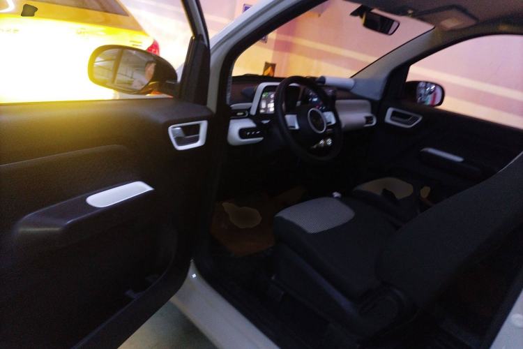 Used Wuling Hongguang MINIEV 2024 3rd Generation 215km Advanced Version