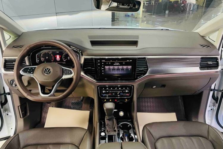 Used Volkswagen Viloran 2020 330TSI Luxury Edition