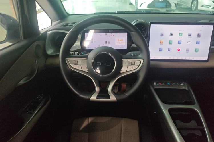 Used BYD Dolphin 2025 Intelligent Driving Version 410 km Fashion Edition
