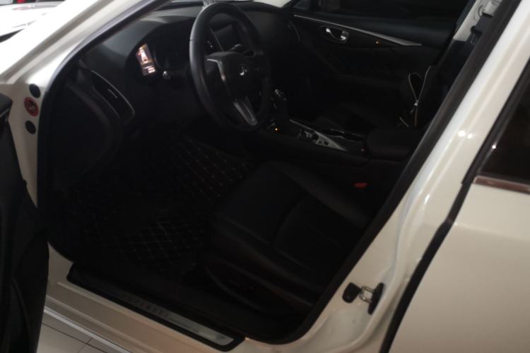 Used Infiniti Q50L 2022 2.0T Comfort Edition
