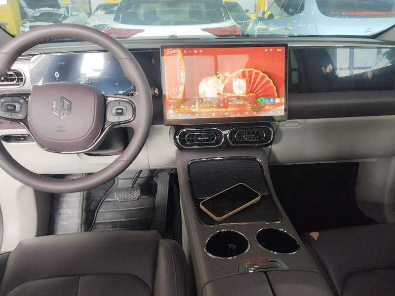 Used Leapmotor C11 2024 All-Electric 580 Luxury Edition — 9