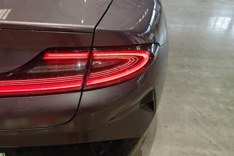 Used Xiaomi Auto SU7 2024 Four-Wheel Drive Ultra-Long Range Advanced Intelligent Driving Max Edition
