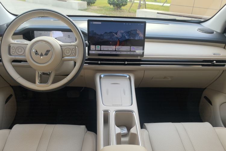 Used Wuling Bingo S 2025 Model 325km Deluxe Edition