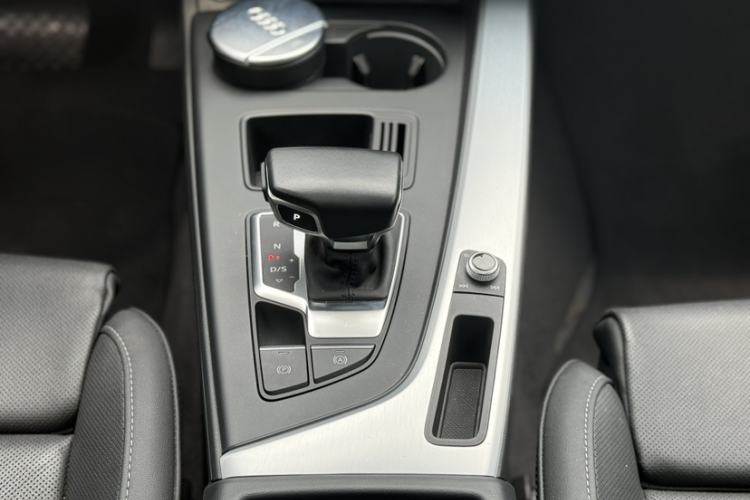 Used Audi A4L 2020 40 TFSI Fashion Dynamic Model