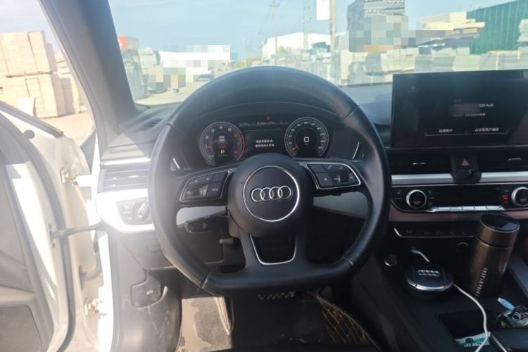 Used Audi A4L 2022 40 TFSI Luxury Dynamic Model
