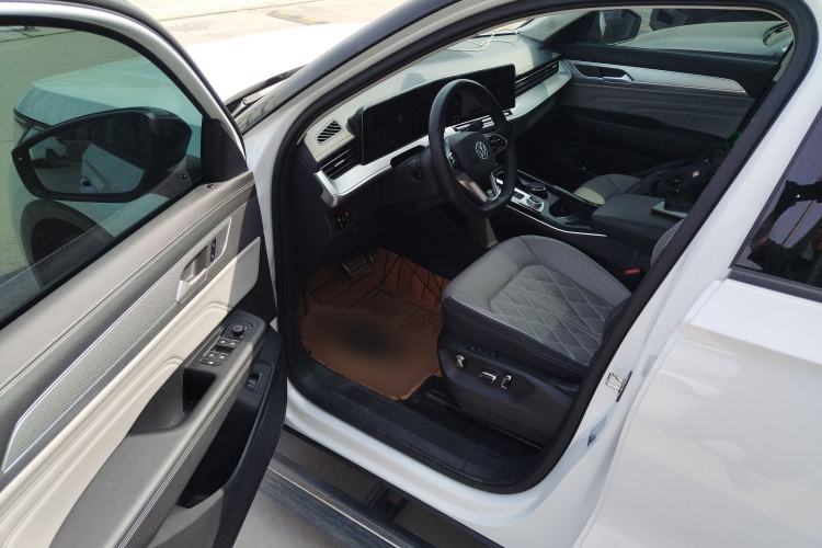 Used Volkswagen Tavendor 2023 380TSI Four-Wheel Drive R-Line Cruise Edition Driver Seat