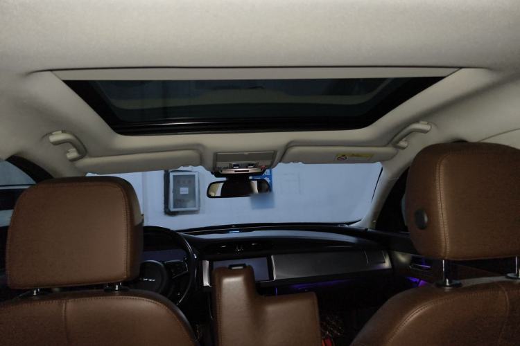 Used Jaguar XFL 2020 XFL 2.0T P250 Two-Wheel-Drive Luxury Edition
