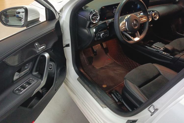 Used Mercedes-Benz A-Class 2021 A 200 L Sport Sedan Fashion Model Driver Seat