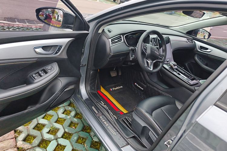 Used Roewe i6 MAX 2020 300TGI Automatic Sporty Cool Edition Driver Seat