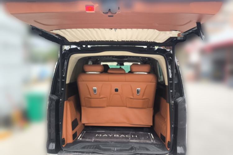 Used Mercedes-Benz Vito 2023 2.0T Elite Version 7 Seats
