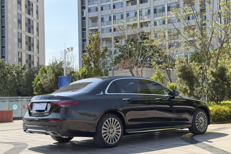 Used Mercedes-Benz E-Class 2021 E 300 L Sporty and Stylish Model
