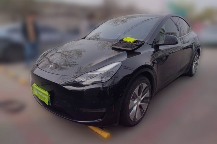 Used Tesla Model Y 2021 Long-Range All-Wheel-Drive Version