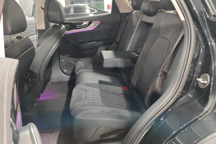 Used Hongqi HS5 2022 Revised Version 2.0T Smart Connect Flagship Edition
