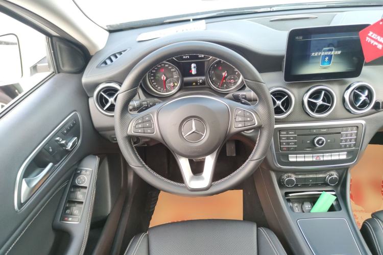 Used Mercedes-Benz GLA 2017 GLA 200 Fashion Model