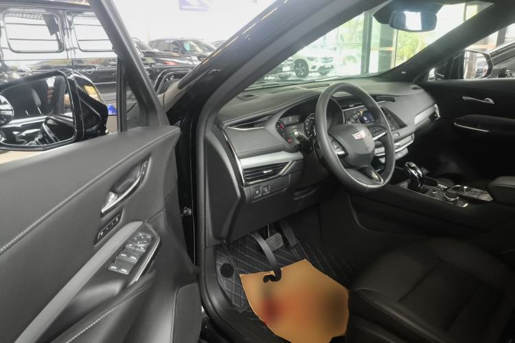 Used Cadillac XT4 2022 28T Two-Wheel Drive Prestige Version
