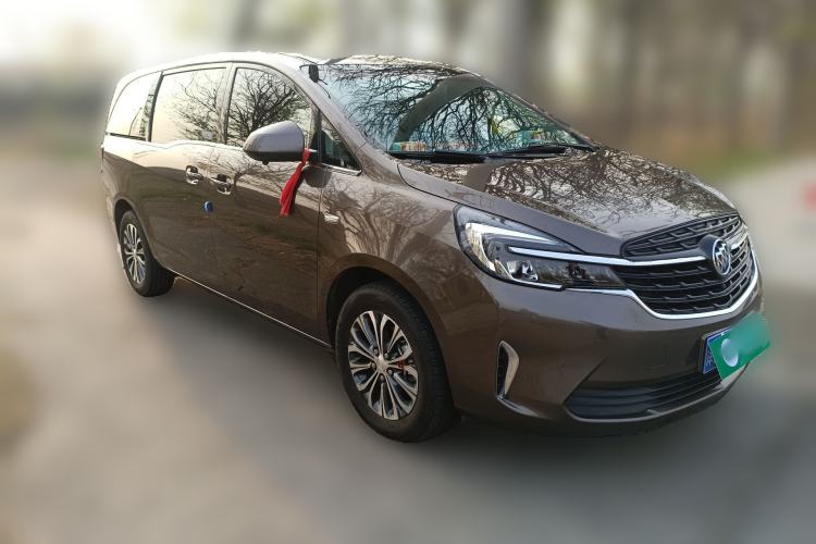 Used Buick GL8 2021 Land Cruiser Executive Class 652T Comfort Model Front Right 45 Deg